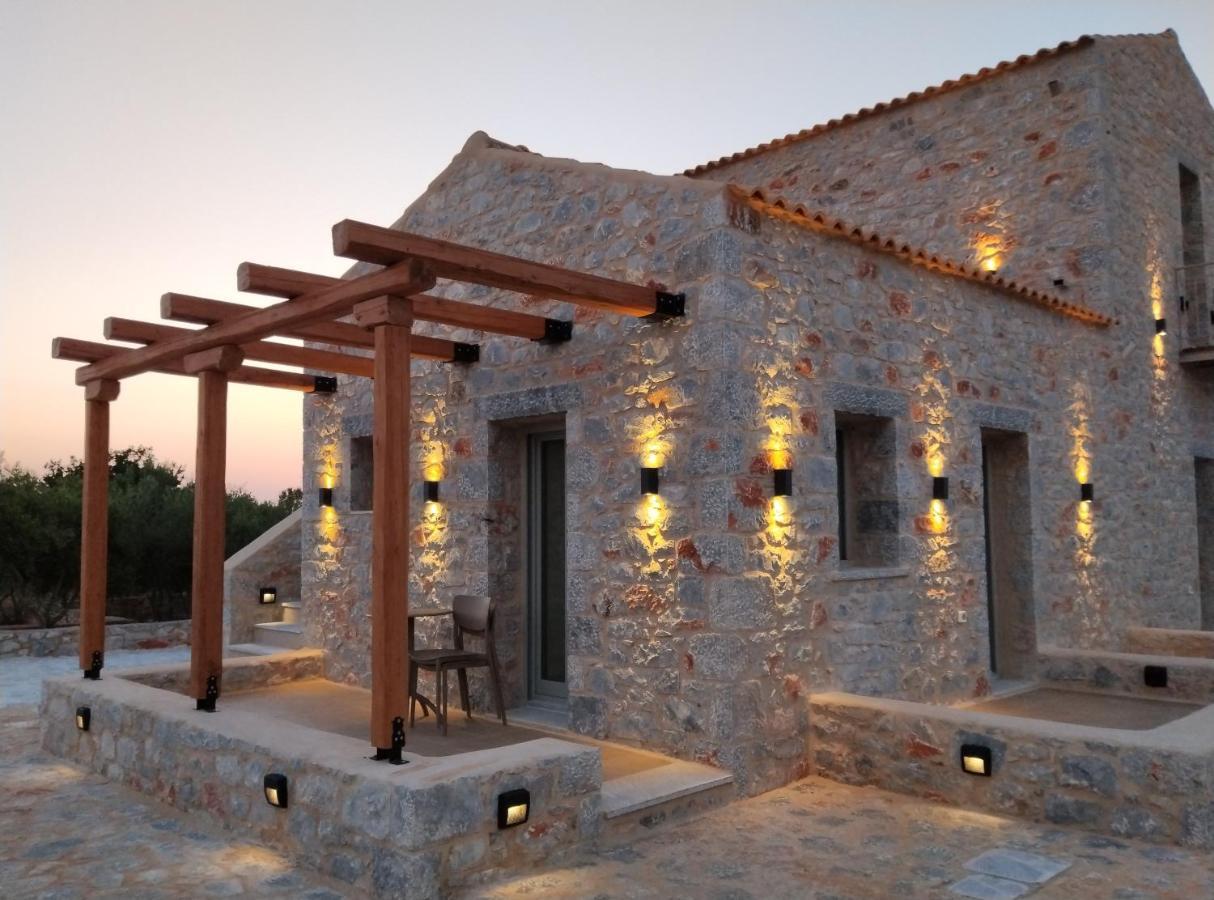 Terra Di Pietra Exclusive Suites & Apartments Ареополис Екстериор снимка