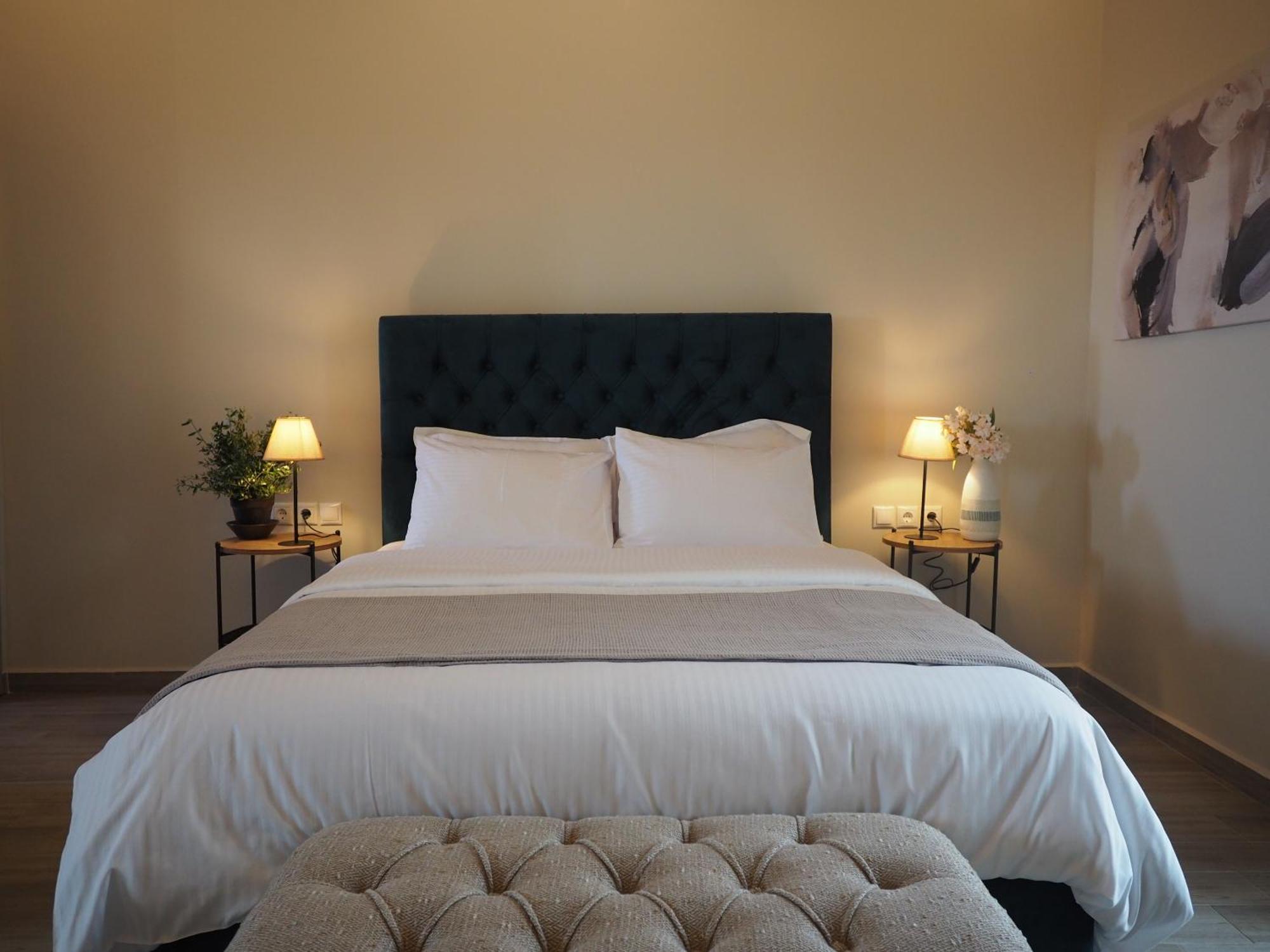 Terra Di Pietra Exclusive Suites & Apartments Ареополис Екстериор снимка